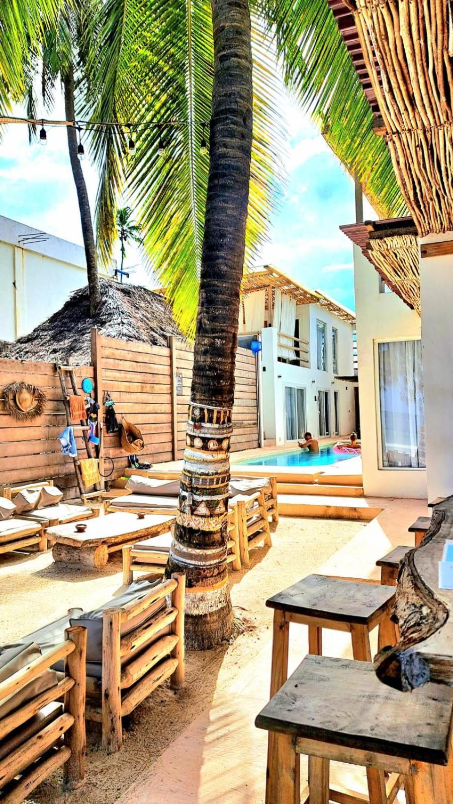 Boho Boutique Hotel - Beachfront , Adults Only , Private Pool 吉汶瓦 外观 照片