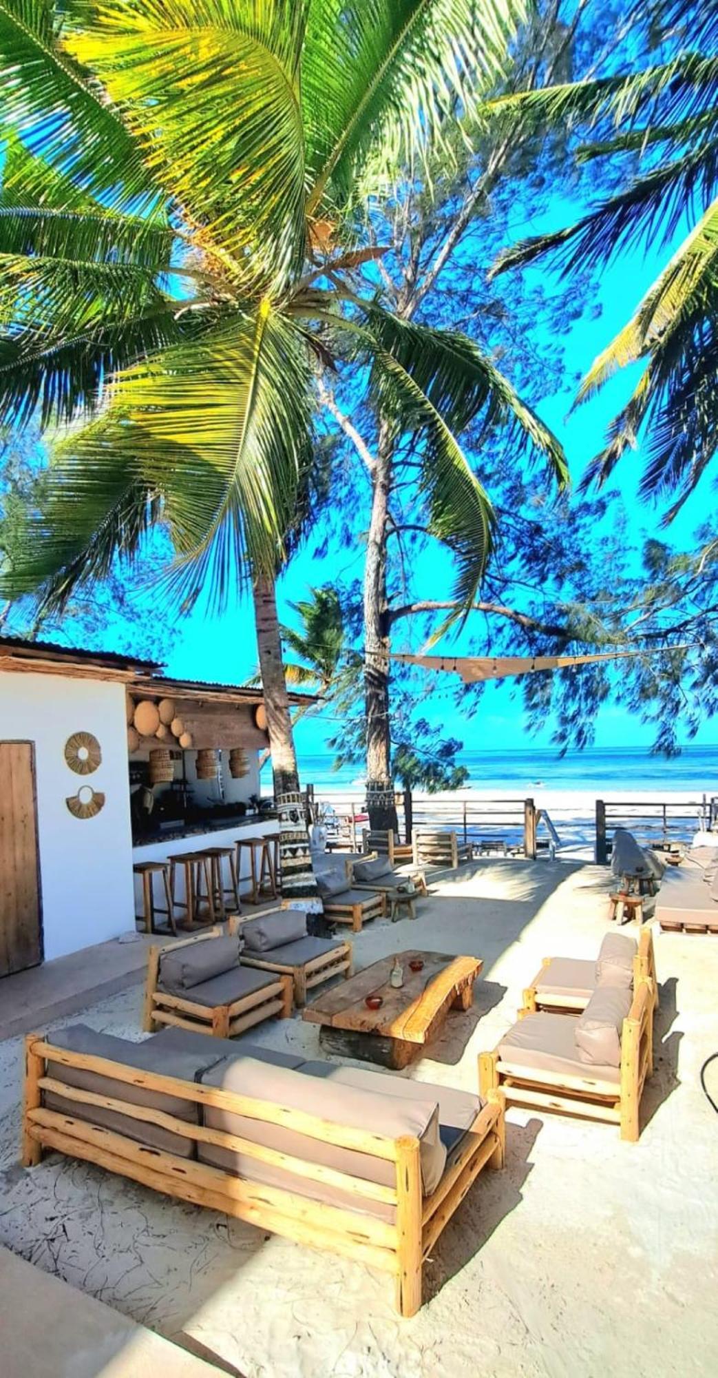 Boho Boutique Hotel - Beachfront , Adults Only , Private Pool 吉汶瓦 外观 照片