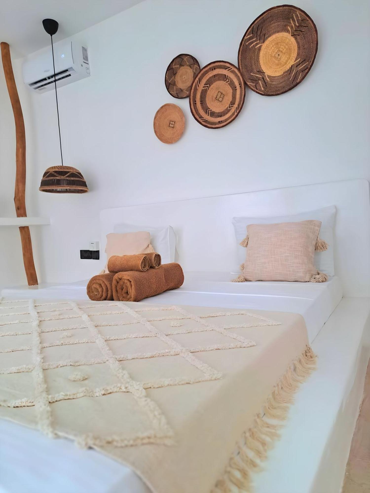 Boho Boutique Hotel - Beachfront , Adults Only , Private Pool 吉汶瓦 外观 照片
